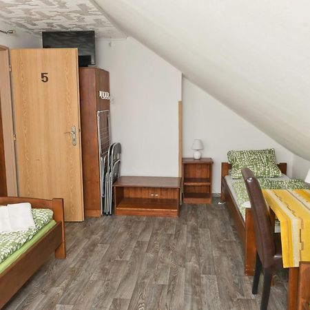 Penzion Pod Svahem Železná Ruda 外观 照片